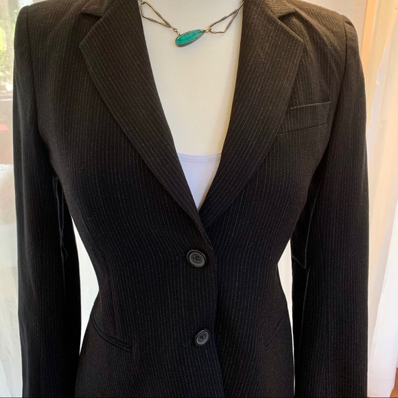 THEORY dark navy blue pinstripe 2 button blazer - Picture 3 of 8